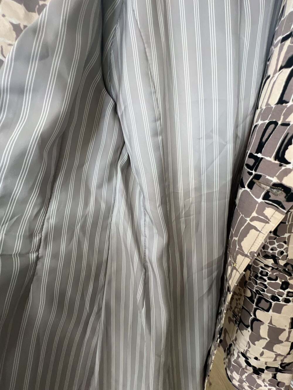 Nanette Lepore Black White Patterned Lined Trench Coat Size 4 - Picture 3 of 8